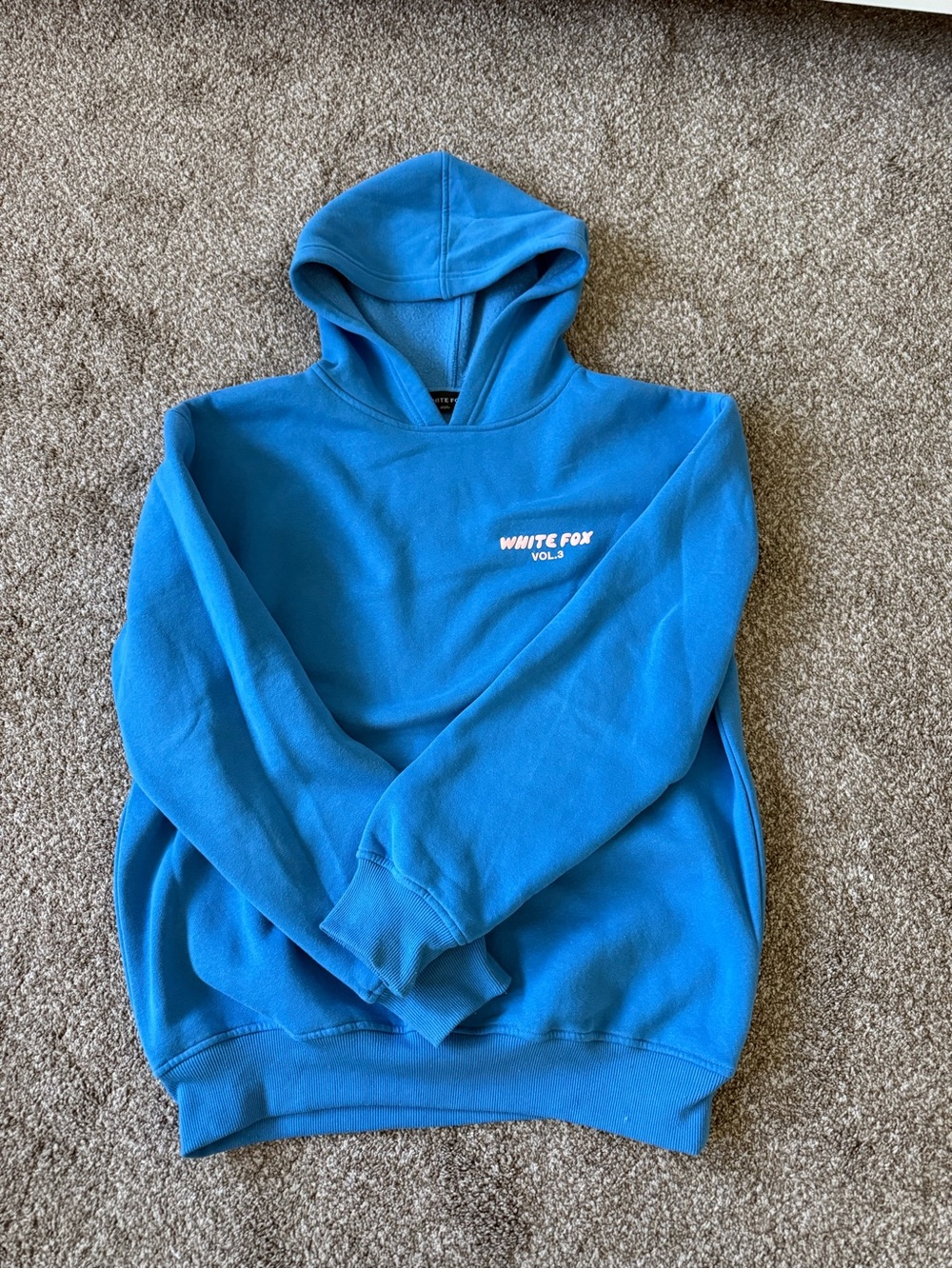 White fox hoodie blue and pink size xs/s NEW WITHOUT TAGS